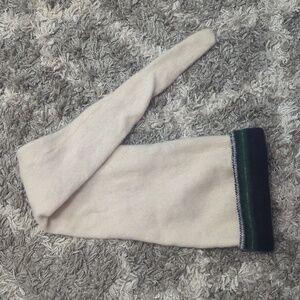 Dress Gordon wool hat long hat made in Scotland cream colored blue green rim